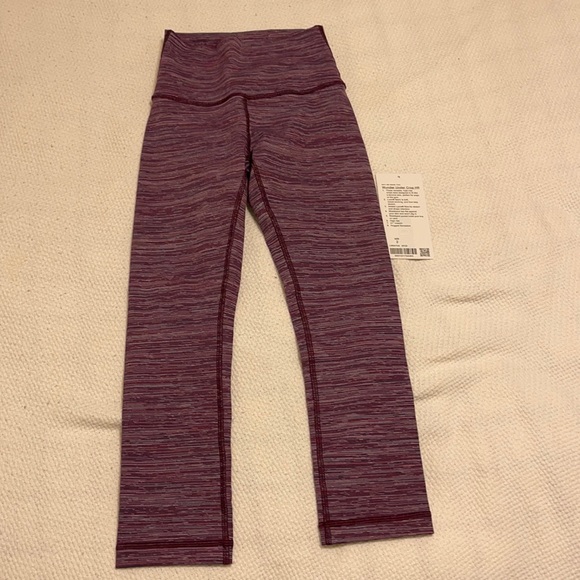 Lululemon Wunder Under Crop HR size 2 - Picture 4 of 9
